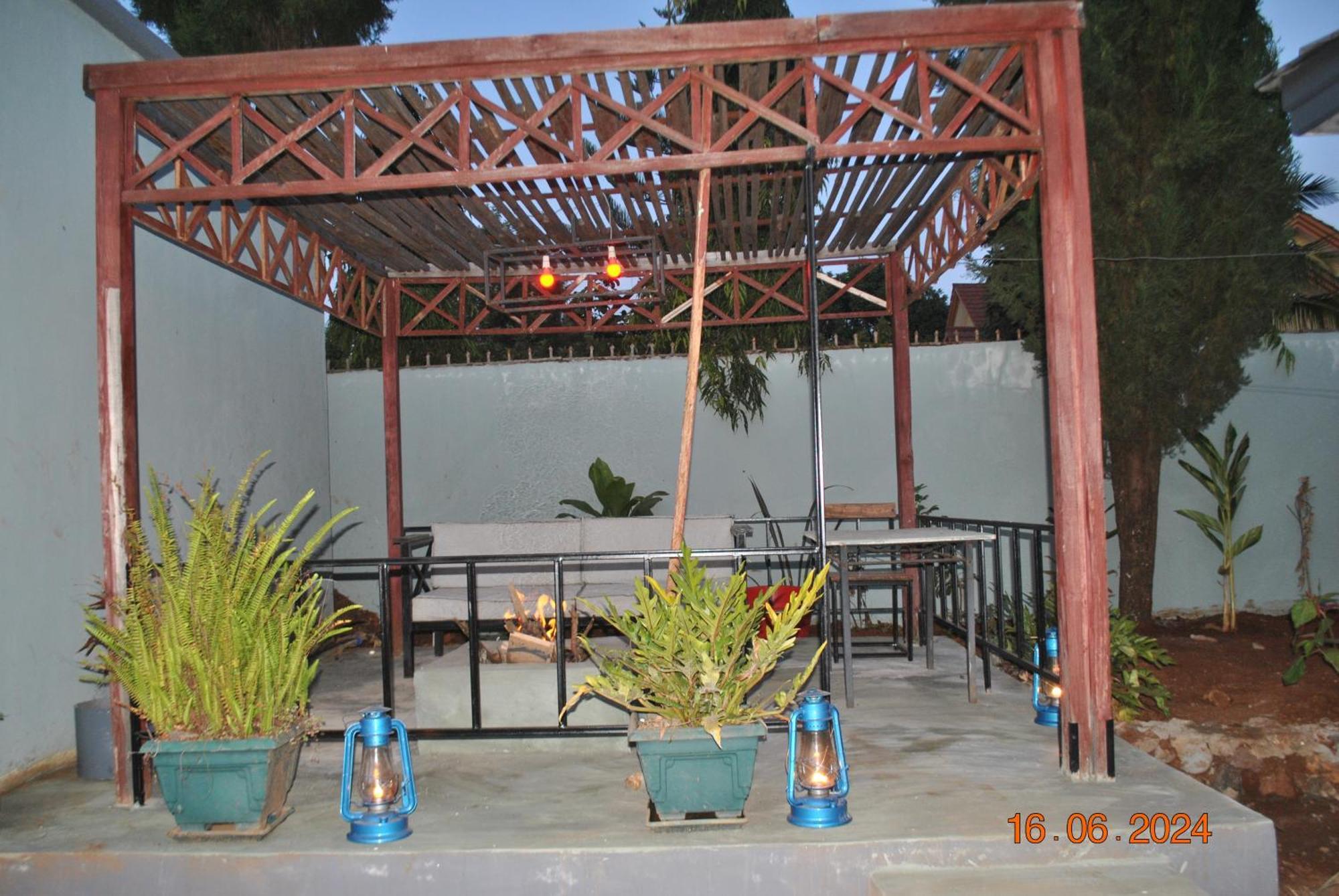Ngorongoro And Restaurant Karatu
